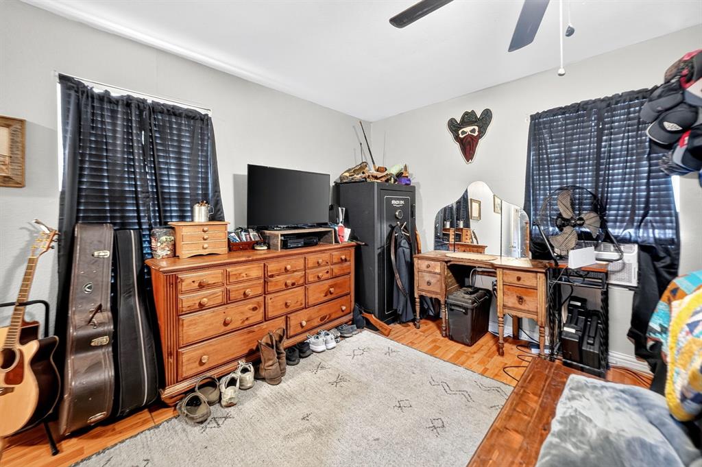 318 Charles Drive, Irving, TX 75060