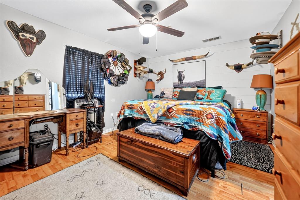 318 Charles Drive, Irving, TX 75060