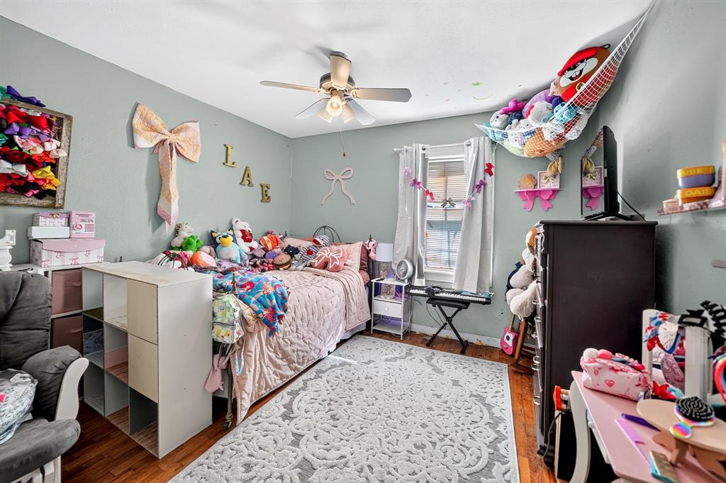 318 Charles Drive, Irving, TX 75060