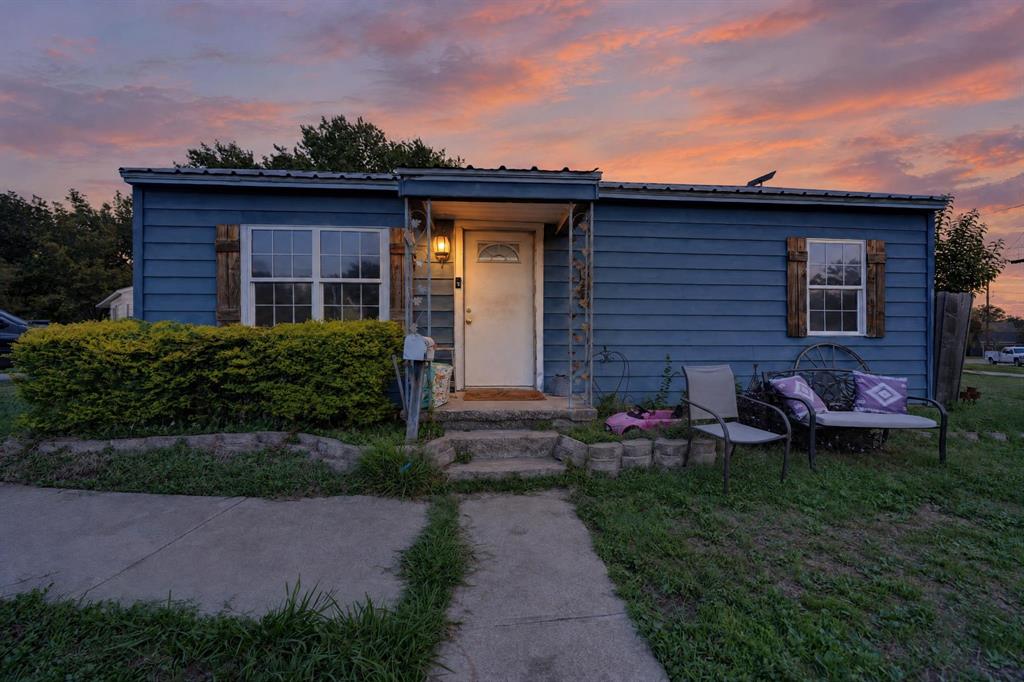 318 Charles Drive, Irving, TX 75060
