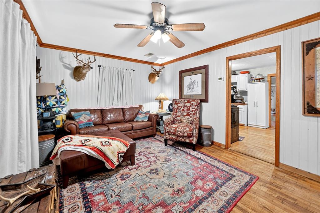 318 Charles Drive, Irving, TX 75060