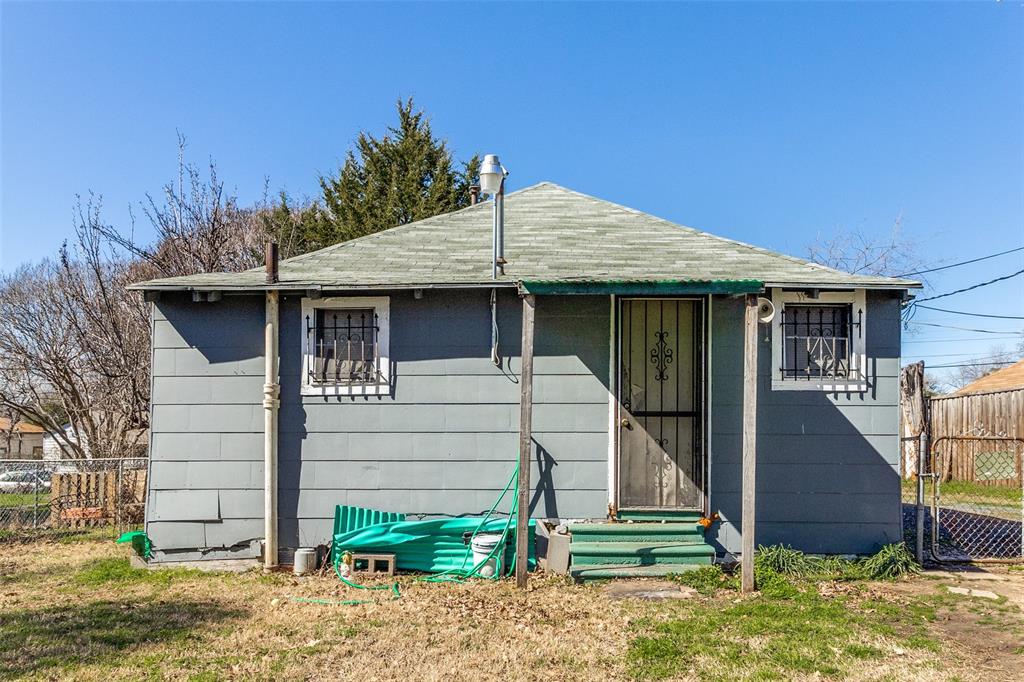 2252 Mail Avenue, Dallas, TX 75235