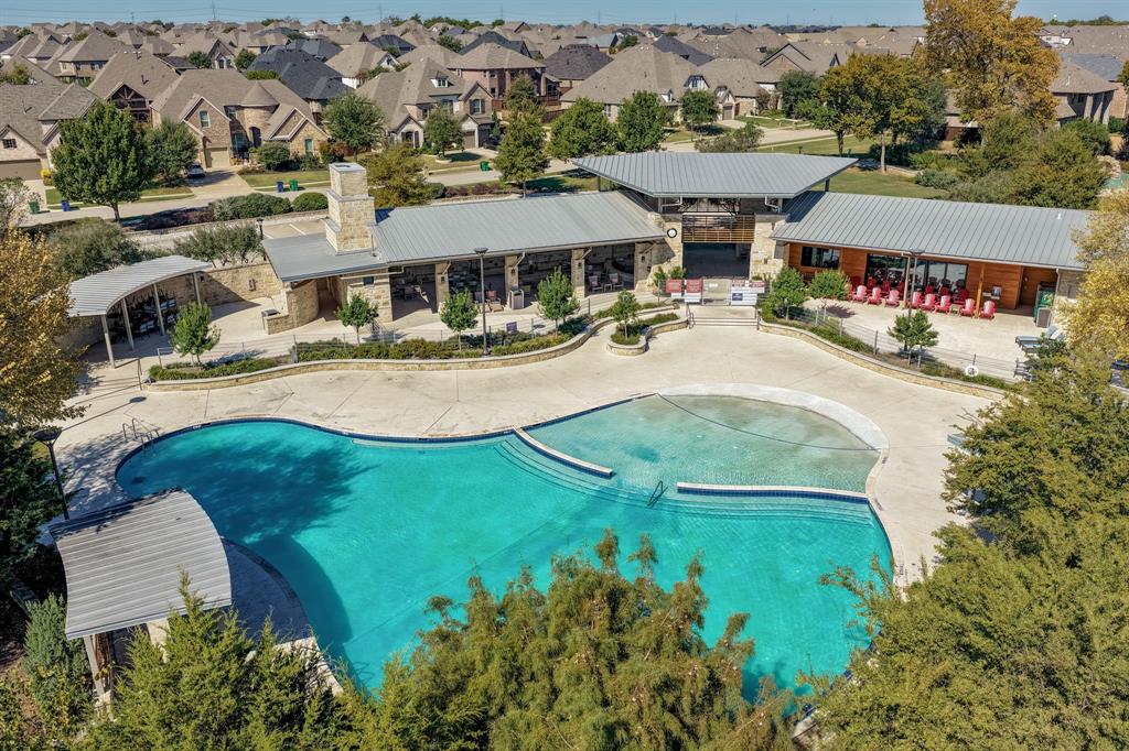 Second neighborhood pool