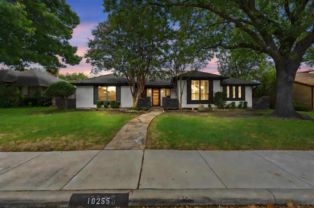 10255 Chimney Hill Lane, Dallas, TX 75243