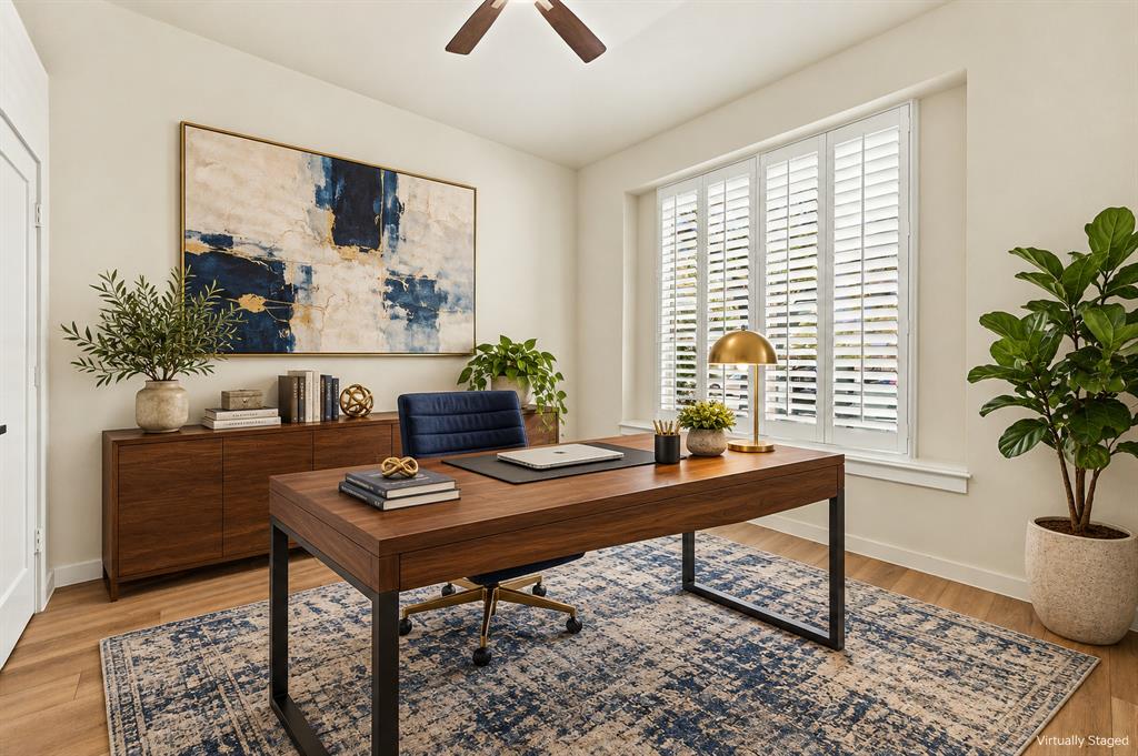 10255 Chimney Hill Lane, Dallas, TX 75243