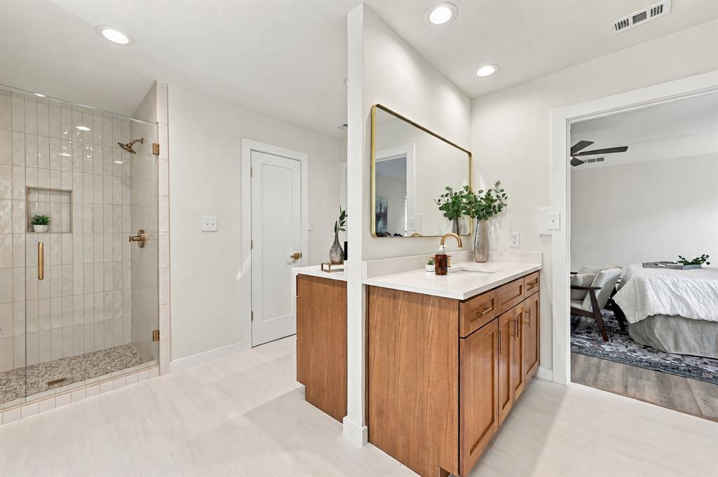 10255 Chimney Hill Lane, Dallas, TX 75243