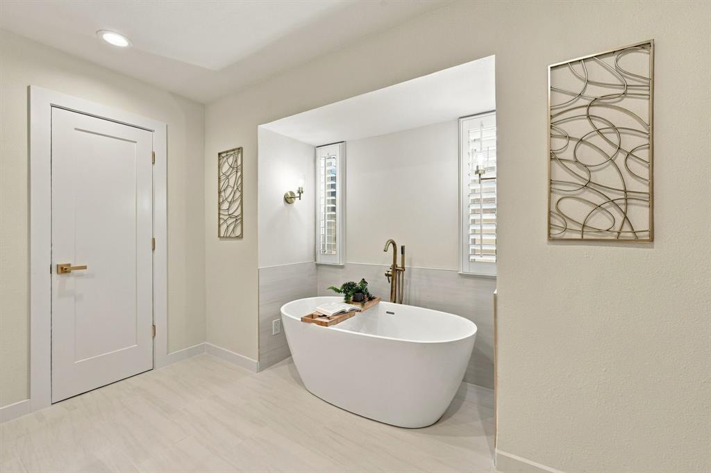 10255 Chimney Hill Lane, Dallas, TX 75243
