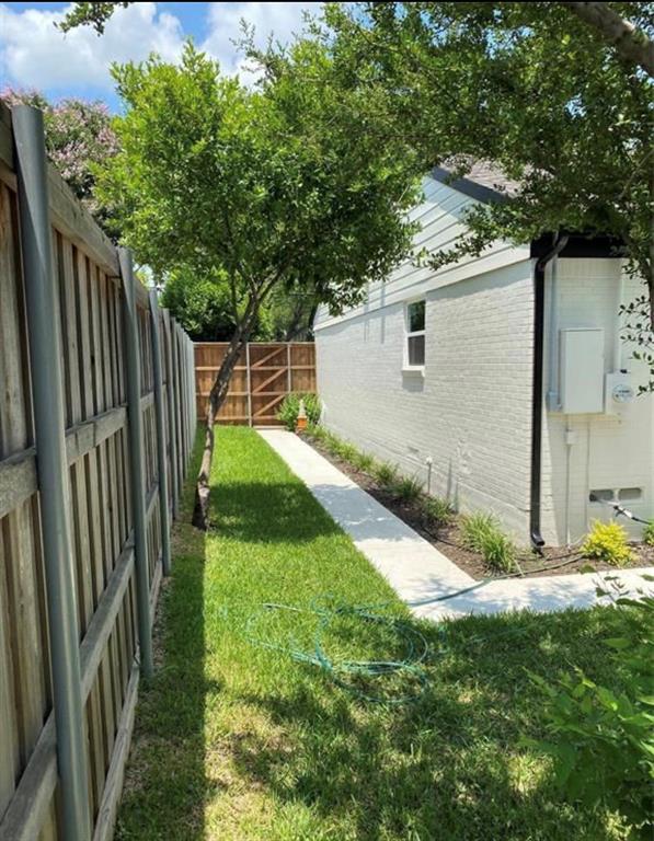 4906 W Mockingbird Lane, Dallas, TX 75209