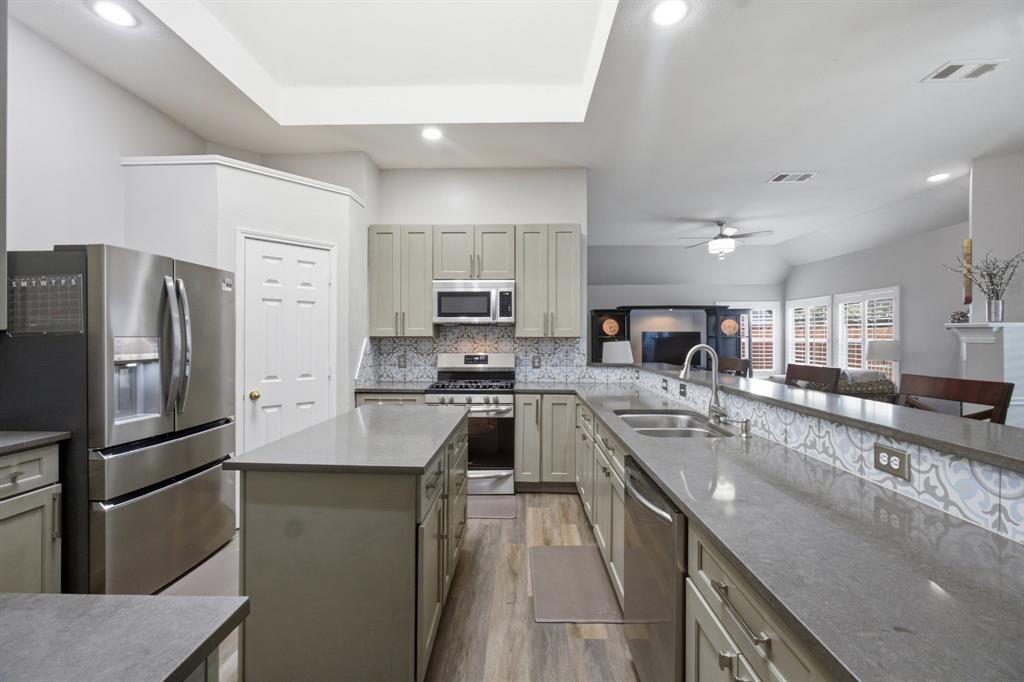 10112 Norman Court, Irving, TX 75063