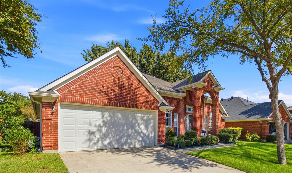 10112 Norman Court, Irving, TX 75063 10112 Norman Court, Irving, TX 75063