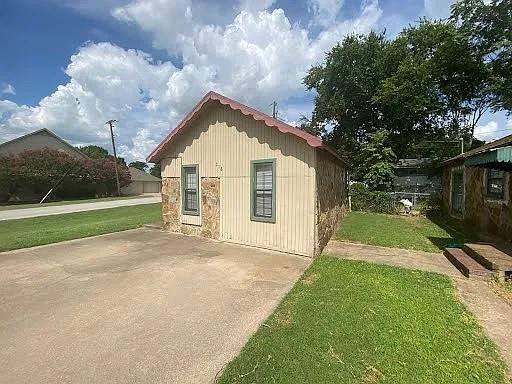 318 Overlook Drive, Midlothian, TX 76065