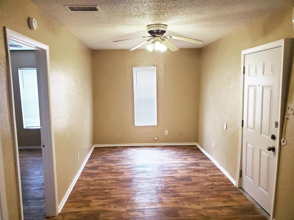318 Overlook Drive, Midlothian, TX 76065