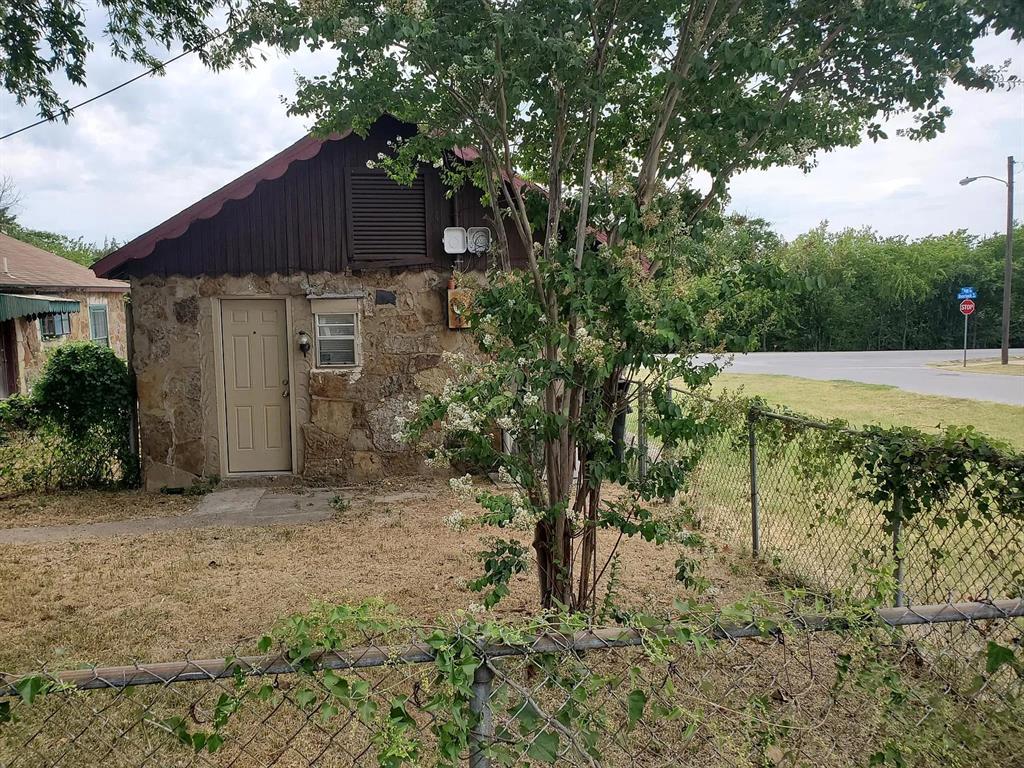 318 Overlook Drive, Midlothian, TX 76065