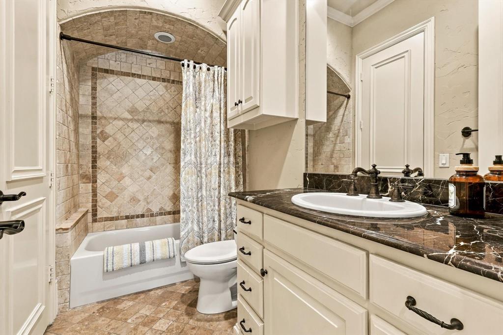 Full Bath.