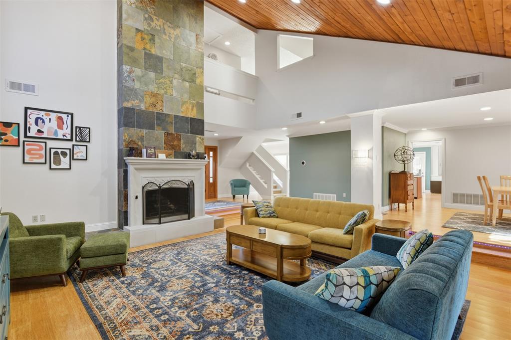 13408 Peyton Drive, Dallas, TX 75240