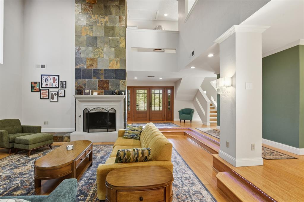 13408 Peyton Drive, Dallas, TX 75240