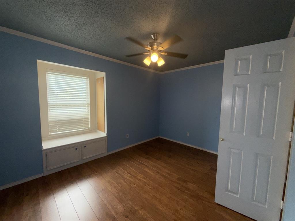 154 Buffalo Creek Drive, Crandall, TX 75114