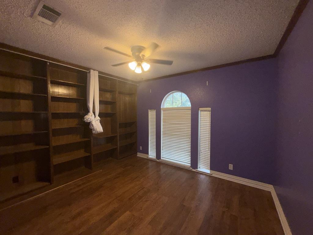 154 Buffalo Creek Drive, Crandall, TX 75114