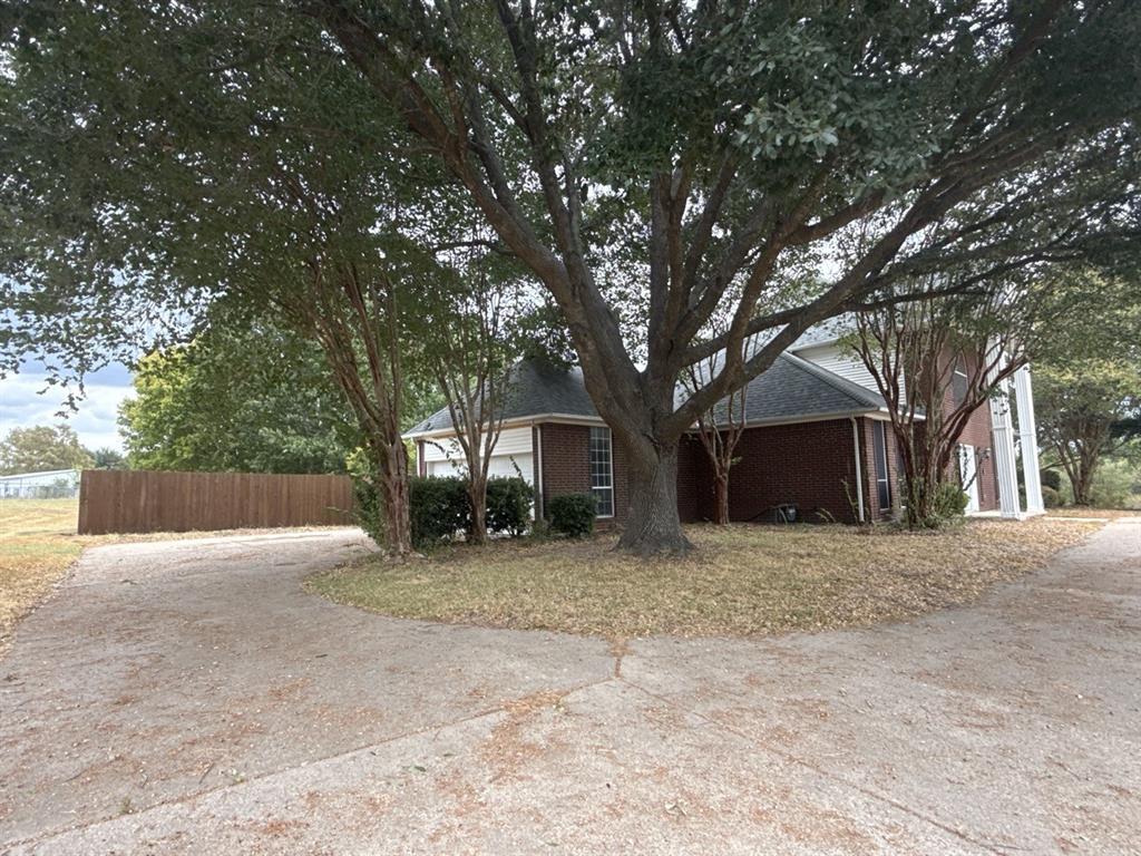 154 Buffalo Creek Drive, Crandall, TX 75114