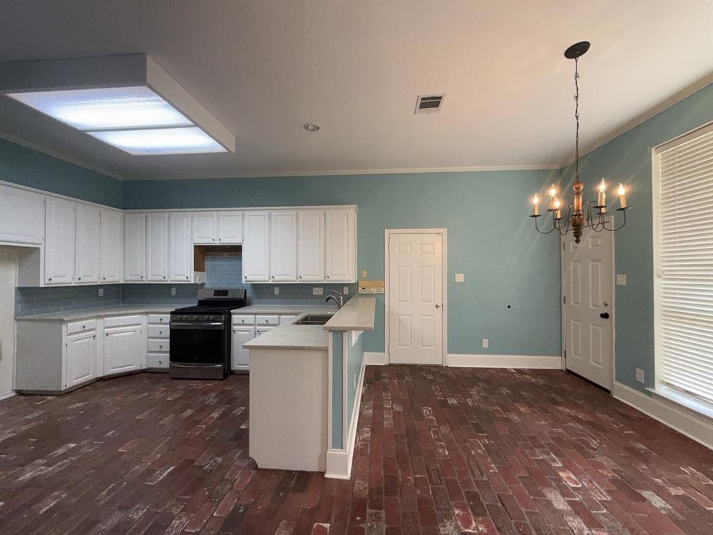154 Buffalo Creek Drive, Crandall, TX 75114