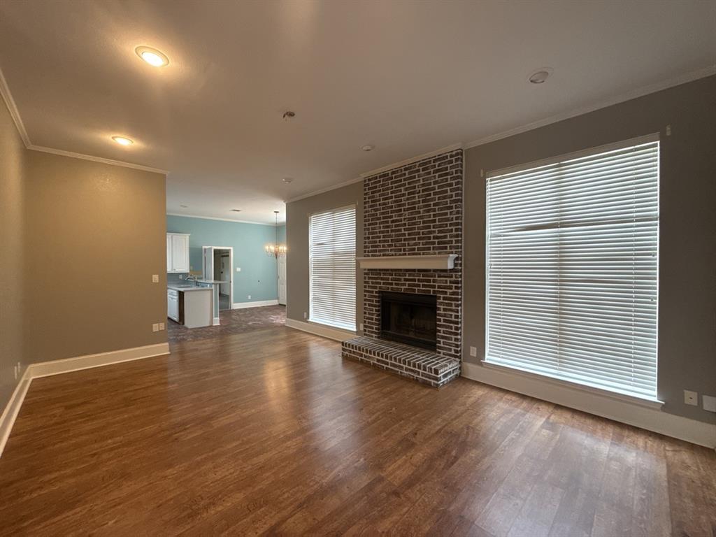 154 Buffalo Creek Drive, Crandall, TX 75114