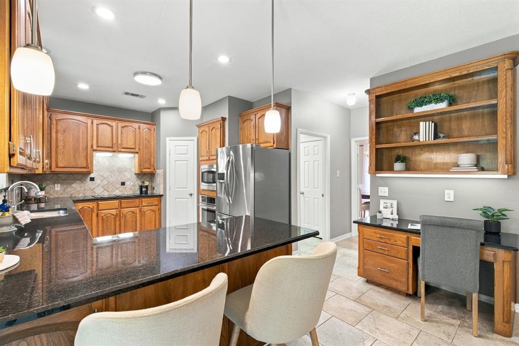5904 Highland Hills Lane, Colleyville, TX 76034