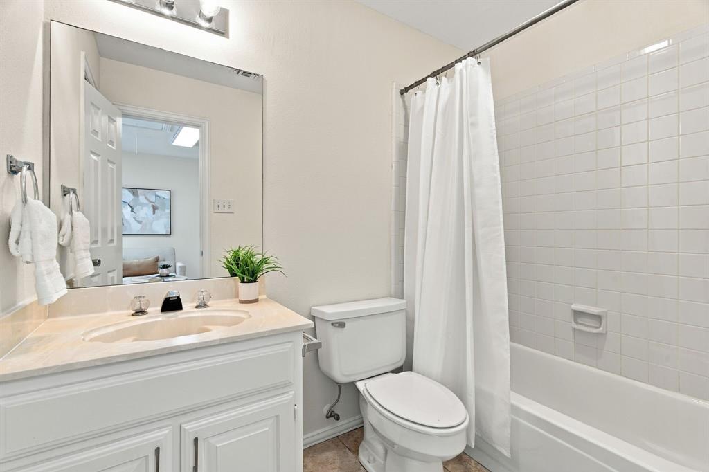 5904 Highland Hills Lane, Colleyville, TX 76034