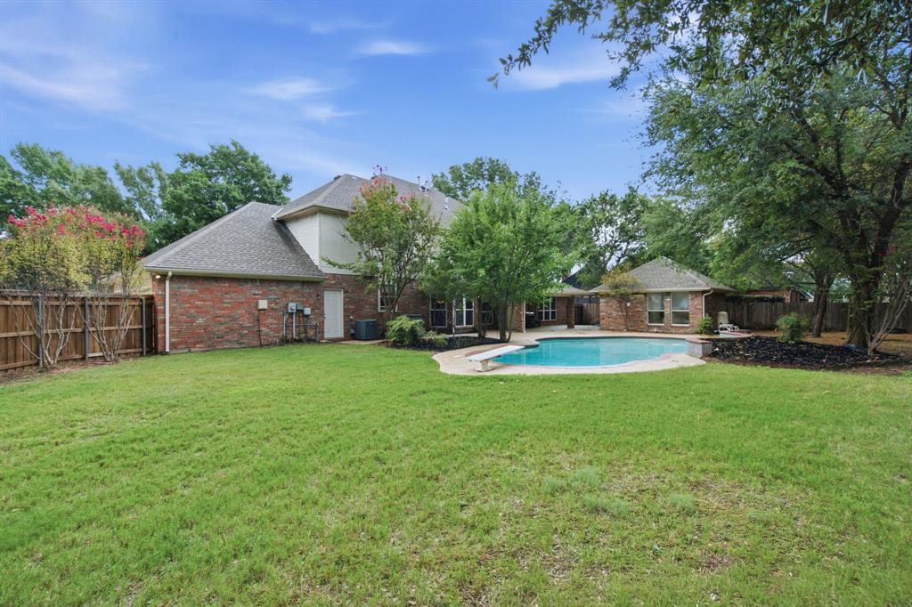 5904 Highland Hills Lane, Colleyville, TX 76034