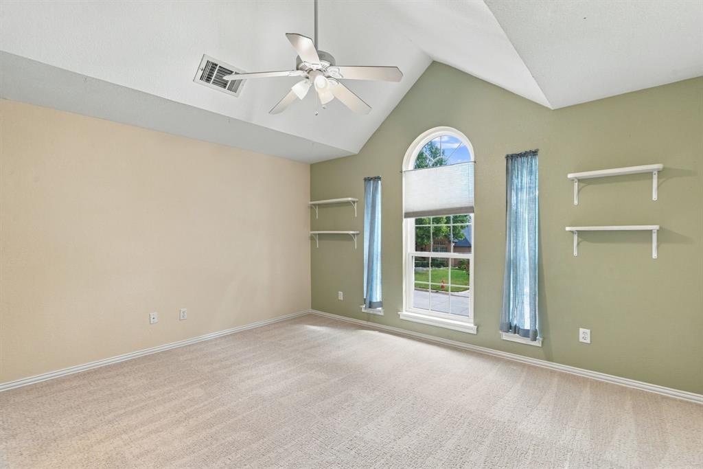5904 Highland Hills Lane, Colleyville, TX 76034
