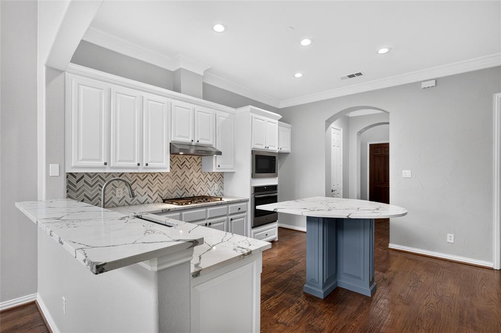 2424 Greymoore Drive, Frisco, TX 75034