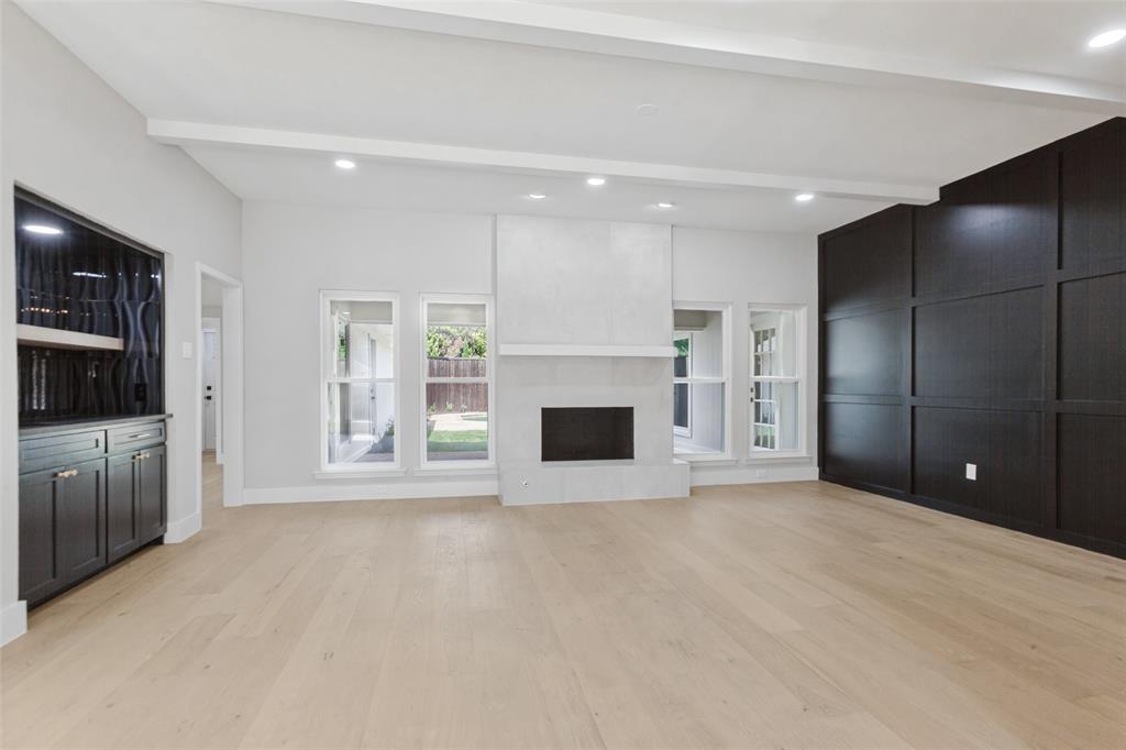 1909 Chestnut Hill Lane, Richardson, TX 75082