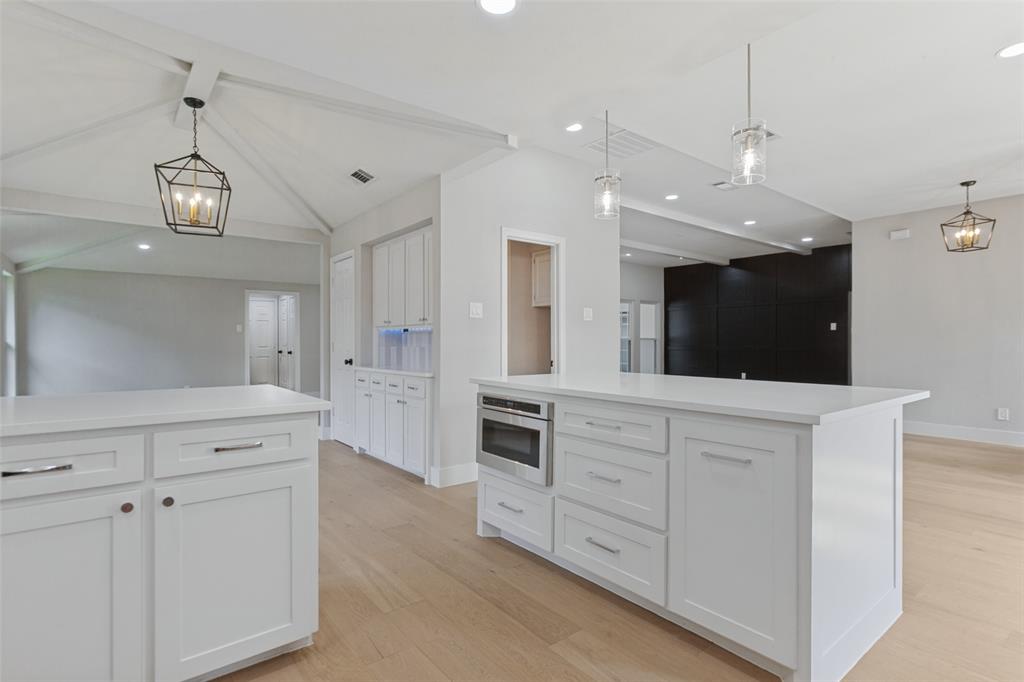 1909 Chestnut Hill Lane, Richardson, TX 75082