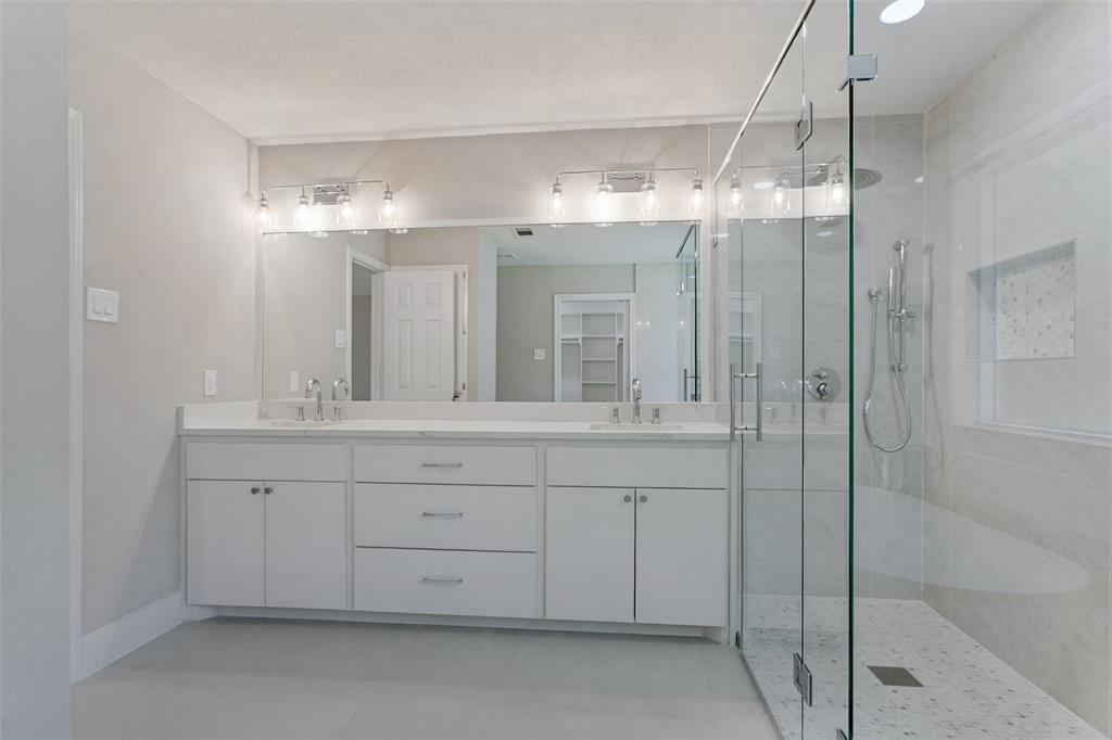 1909 Chestnut Hill Lane, Richardson, TX 75082