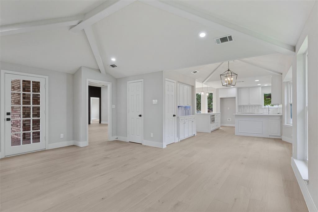 1909 Chestnut Hill Lane, Richardson, TX 75082