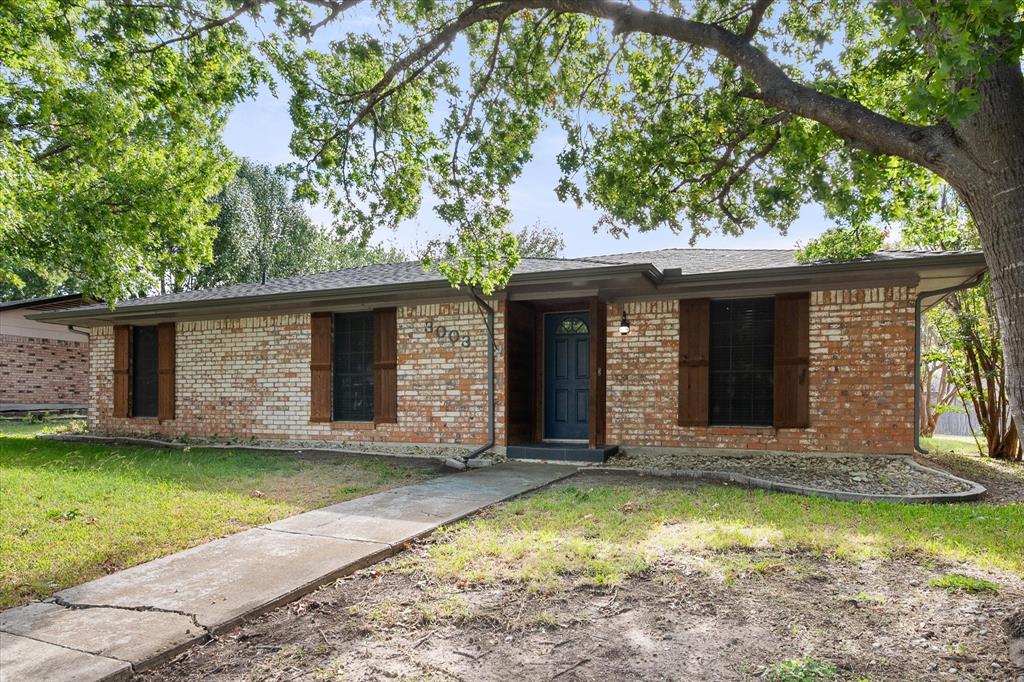 3003 Linda Drive, Ennis, TX 75119