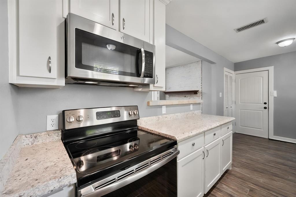 3003 Linda Drive, Ennis, TX 75119