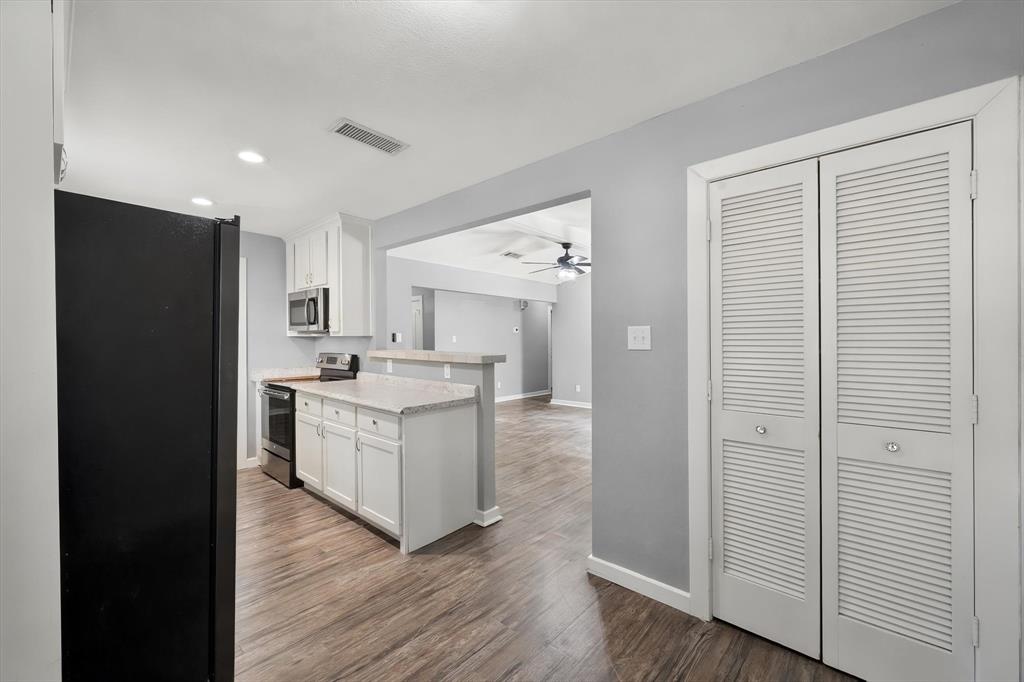 3003 Linda Drive, Ennis, TX 75119