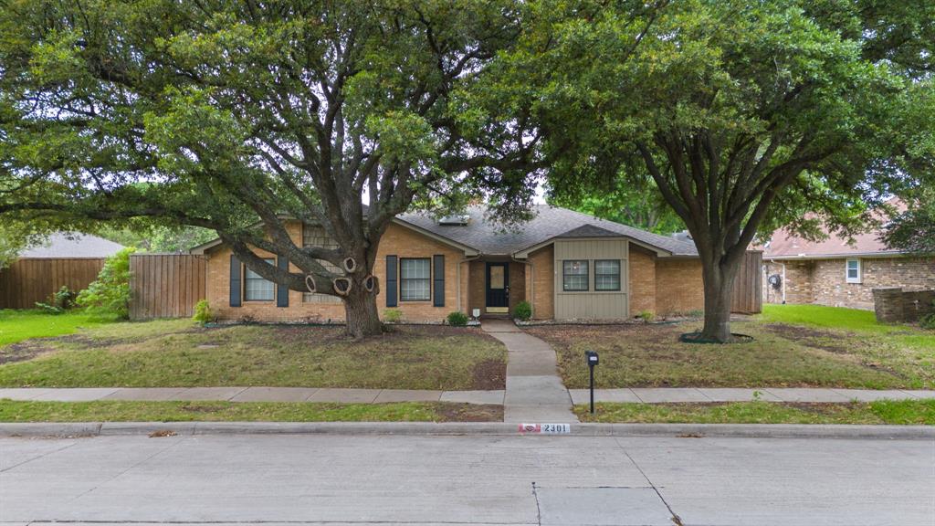 2301 Huntington Drive, Plano, TX 75075