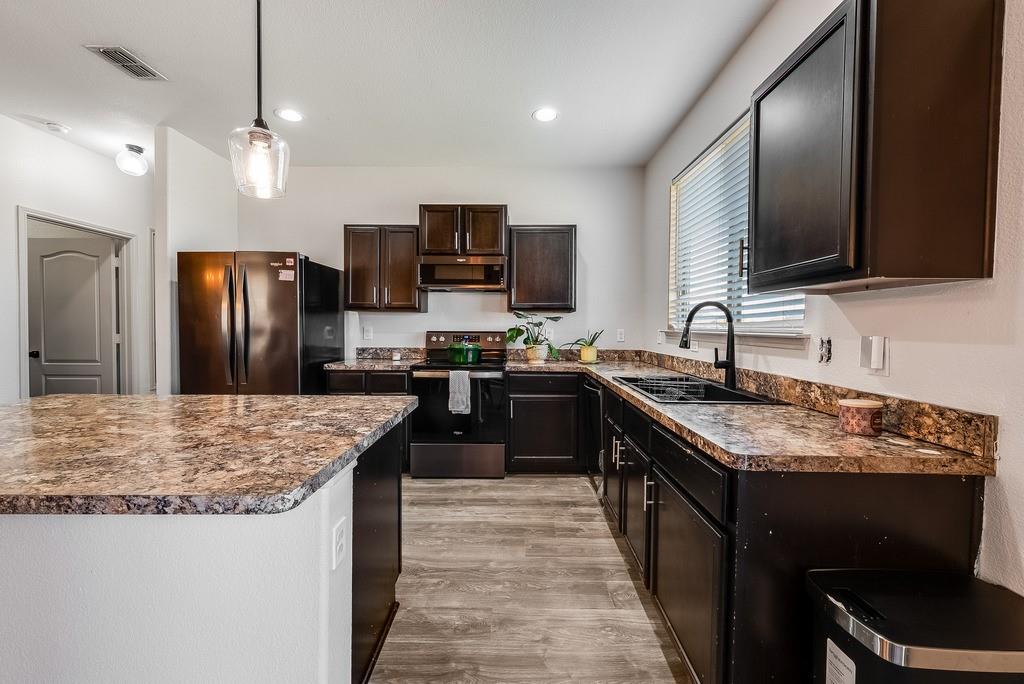 4007 Indian Paintbrush Lane, Heartland, TX 75126