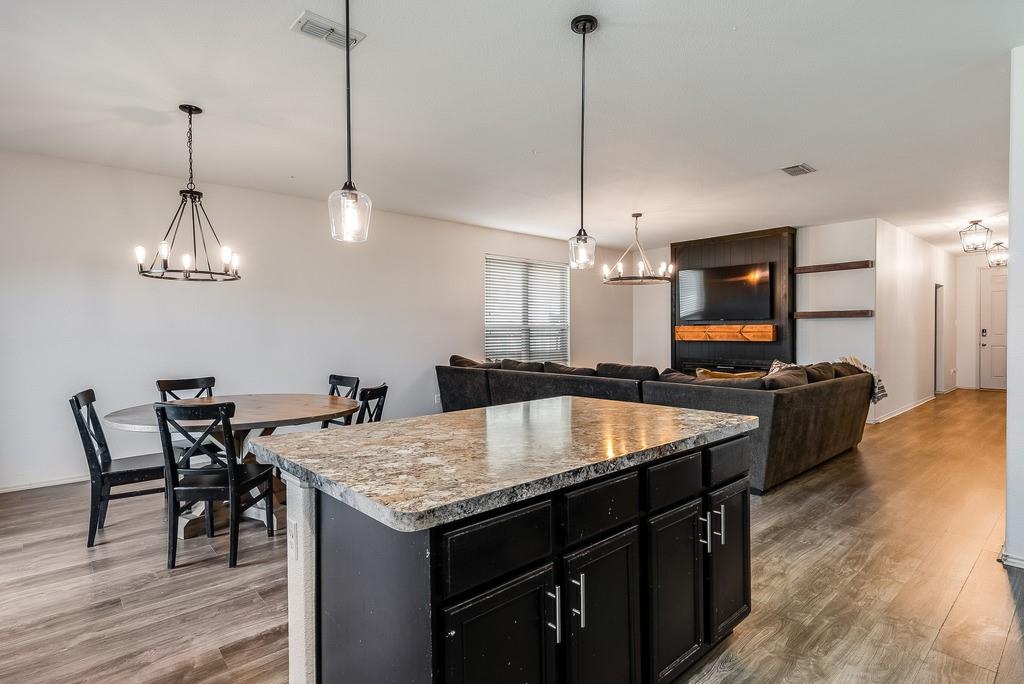 4007 Indian Paintbrush Lane, Heartland, TX 75126