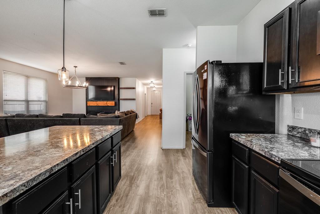4007 Indian Paintbrush Lane, Heartland, TX 75126