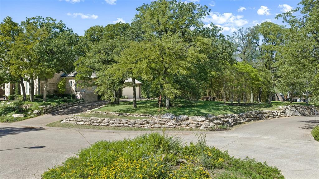 1233 Kelpie Court, Fort Worth, TX 76111