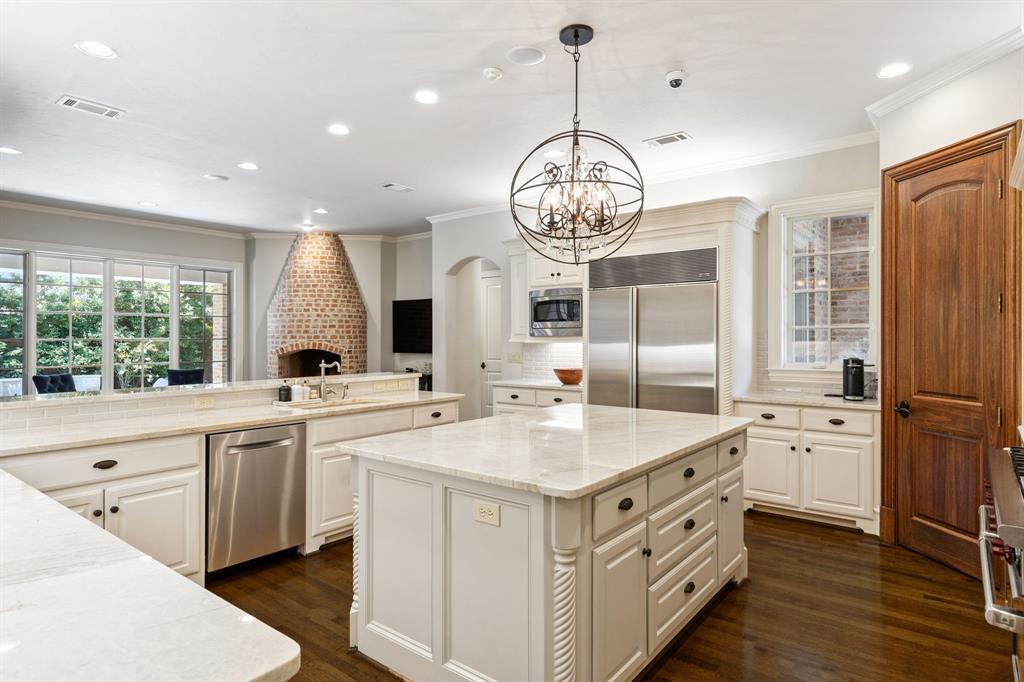 6442 Northwood Road, Dallas, TX 75225