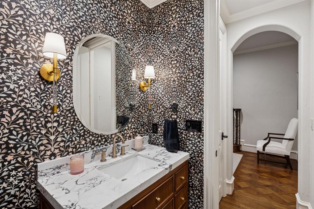 6442 Northwood Road, Dallas, TX 75225
