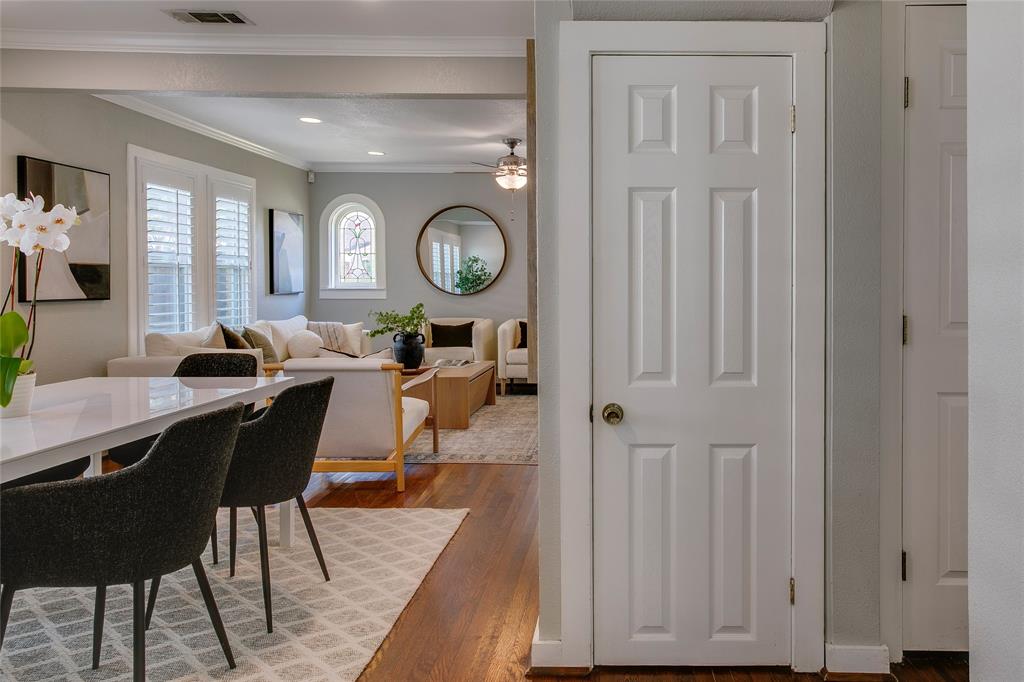 2745 Ivandell Avenue, Dallas, TX 75211