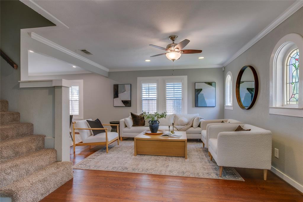 2745 Ivandell Avenue, Dallas, TX 75211