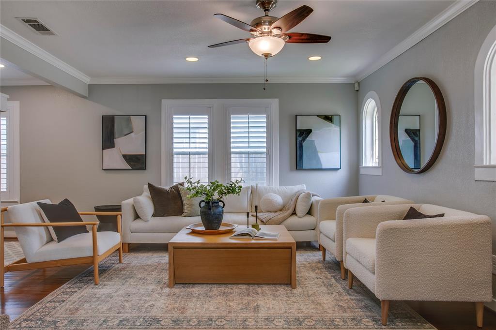2745 Ivandell Avenue, Dallas, TX 75211 2745 Ivandell Avenue, Dallas, TX 75211