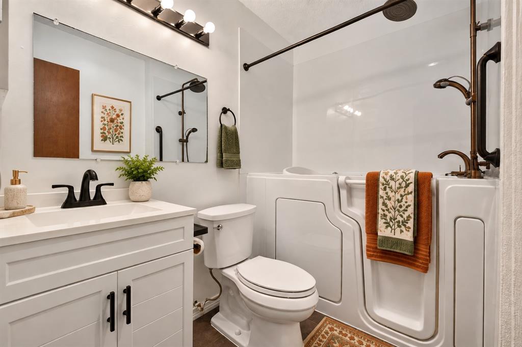 Virtually Staged - Primary Bathroom