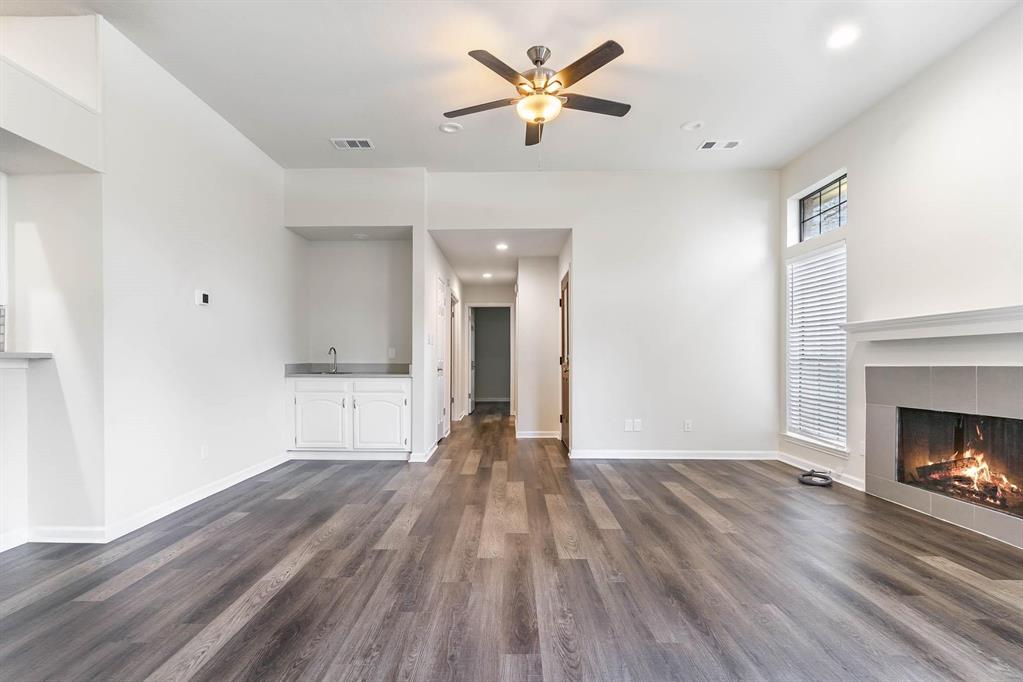 9709 Springtree Lane, Dallas, TX 75243