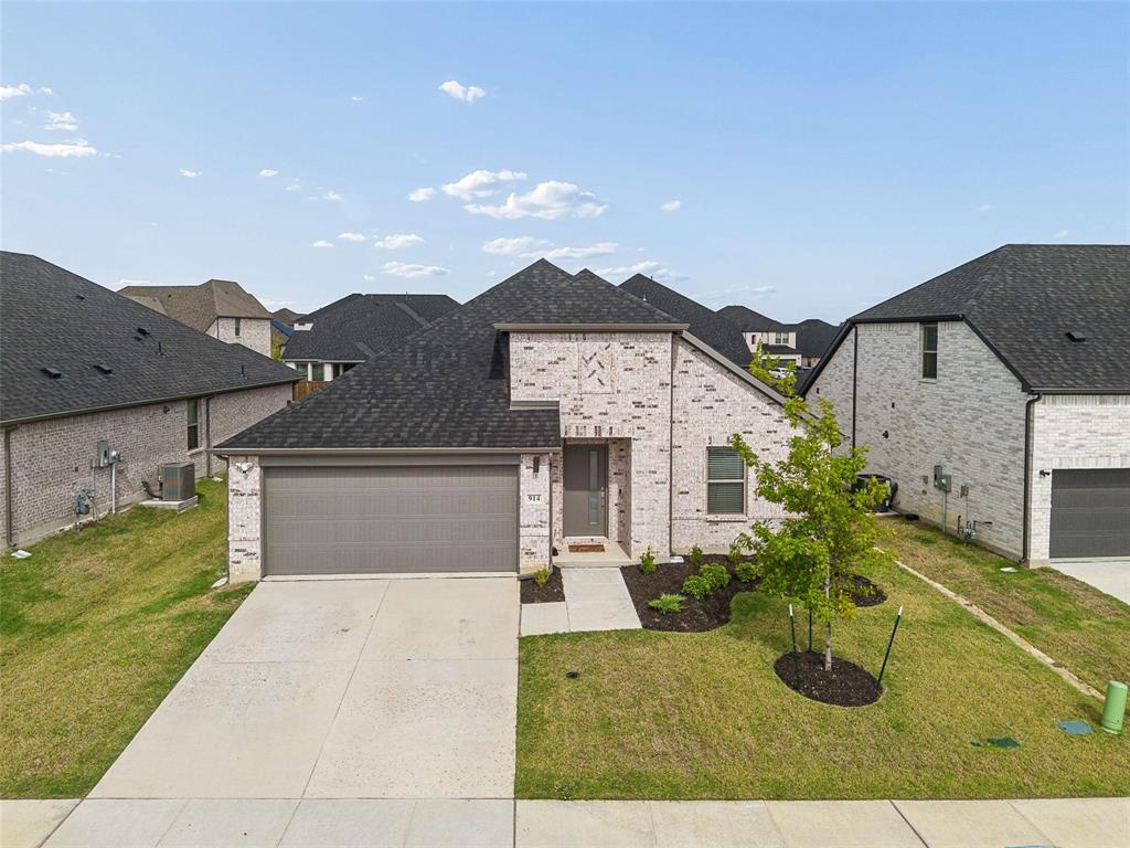914 Rosemary Hill Drive, Princeton, TX 75071